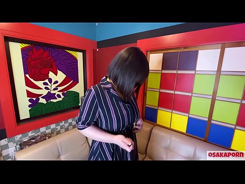 ❤️ Japanese cutie met groot tiete masturbeer met seksspeelgoed en kry 'n orgasme. Sy praat in 'n onderhoud oor haar fokken ervaring. Groot tiete en harige poes wat hard kreun. Osakaporn Porno op af.com-porn-kai.ru ️❤